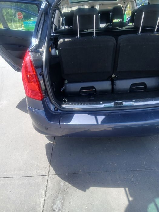 Peugeot  308 1.6 hdi  7 lugares