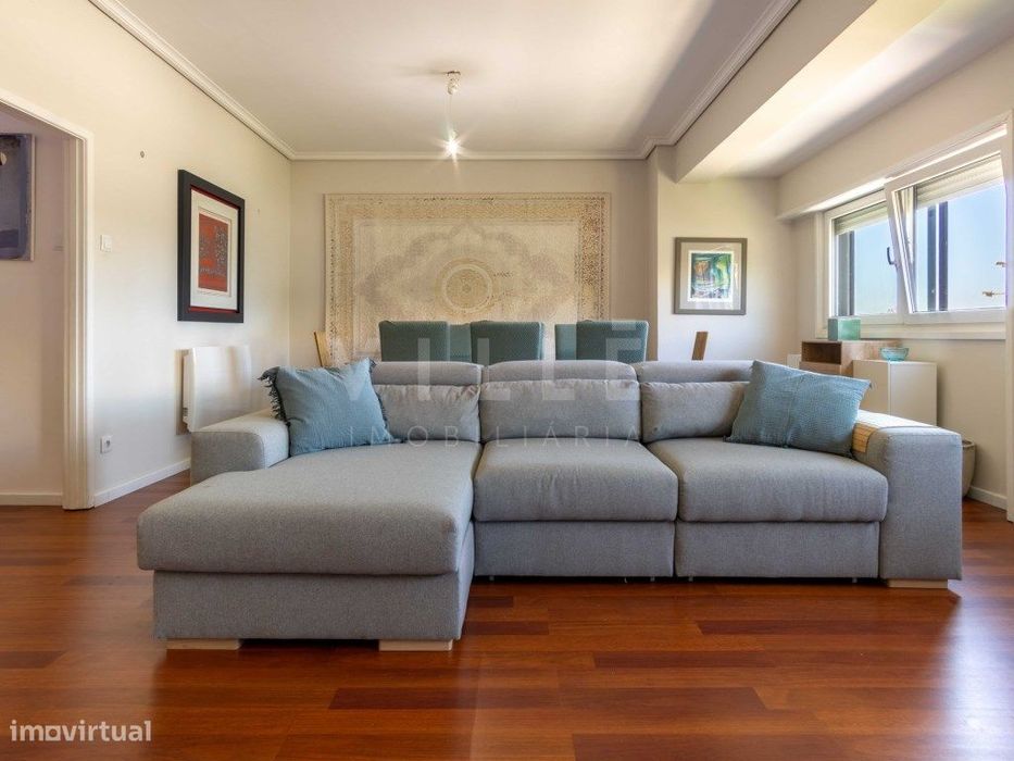 Apartamento T4+1 | Condomínio Fechado | Campo Alegre | Porto