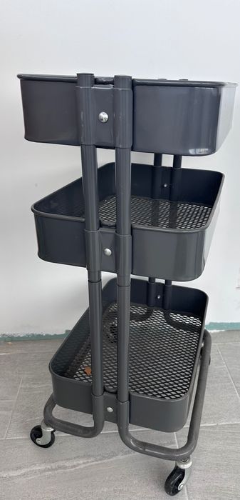Carrinho metálico Ikea