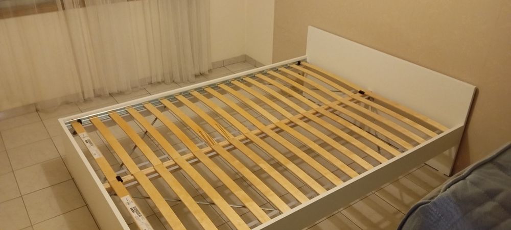 Cama Casal IKEA Nova