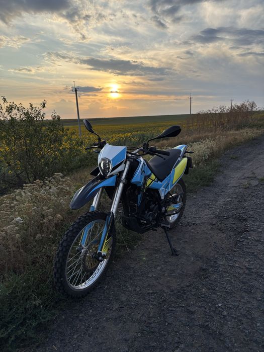 Продам Lifan KPX 250