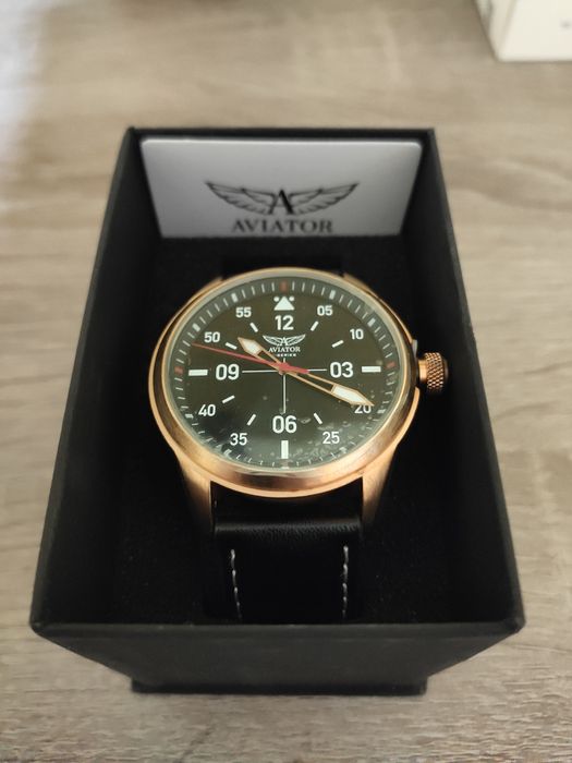 Relógio Aviator novo