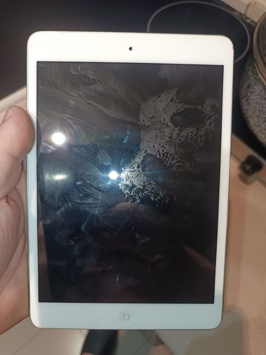 Sprzedam tablet tanio