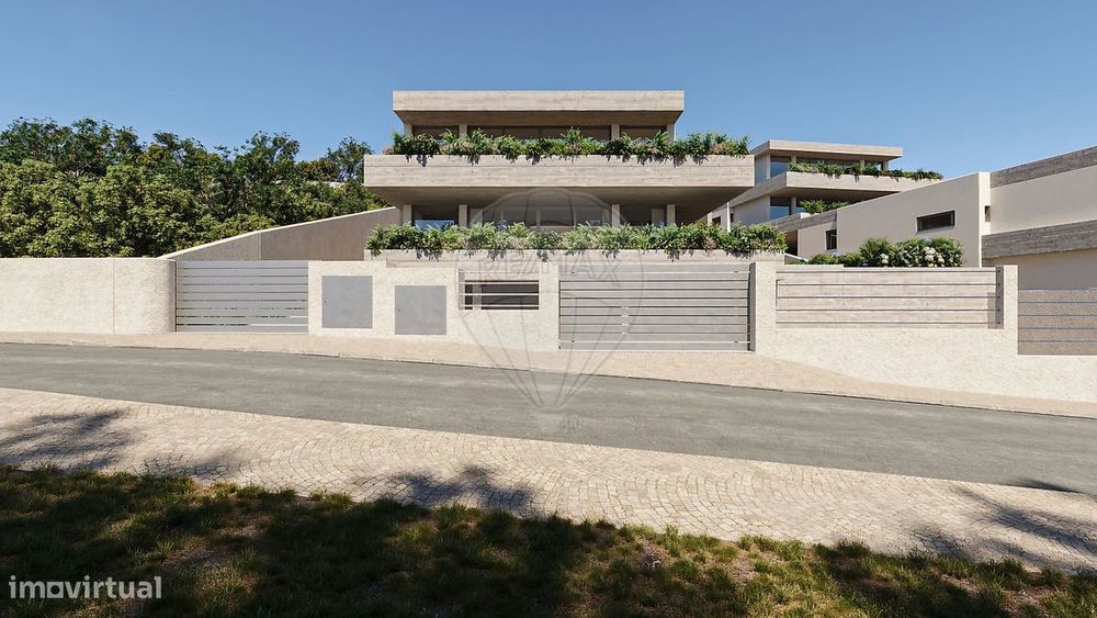 T4 Apartment for Sale