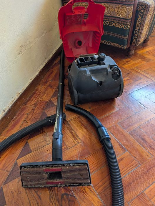 Aspirador ufesa ciceris 1400W