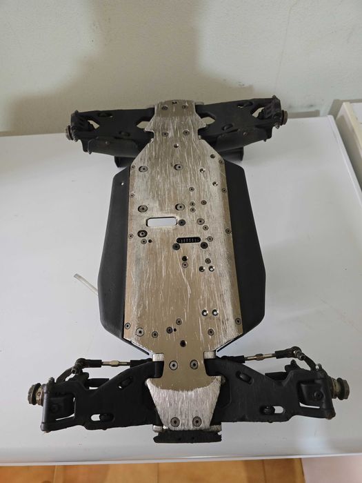 Chassi rc losi 1/8 nitro