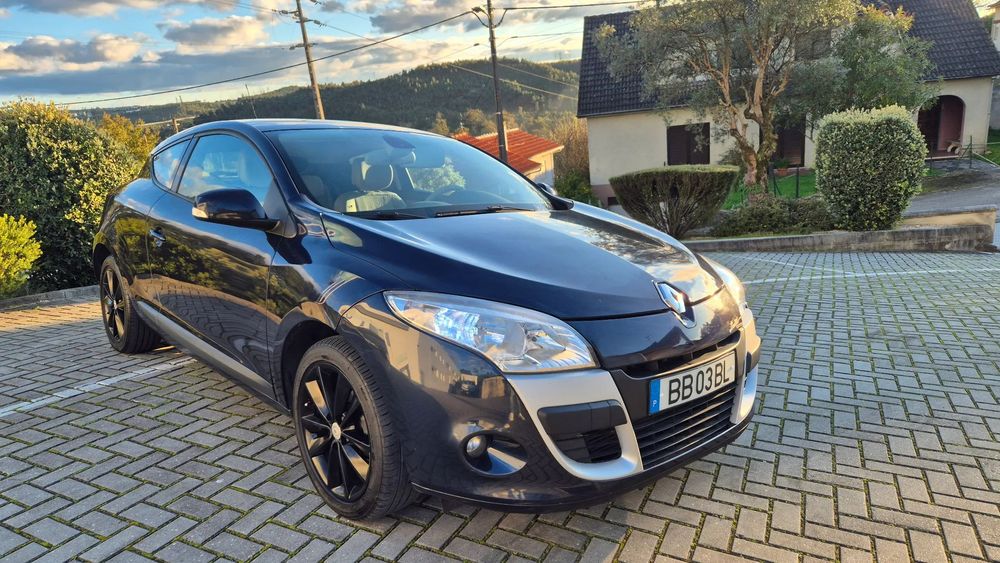 Renault Mégane Coupe dCi 110 FAP Dynamique