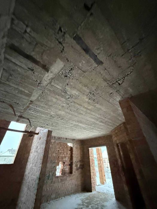 Продаж будинку Горішні Шерівці (незавершене будівництво)