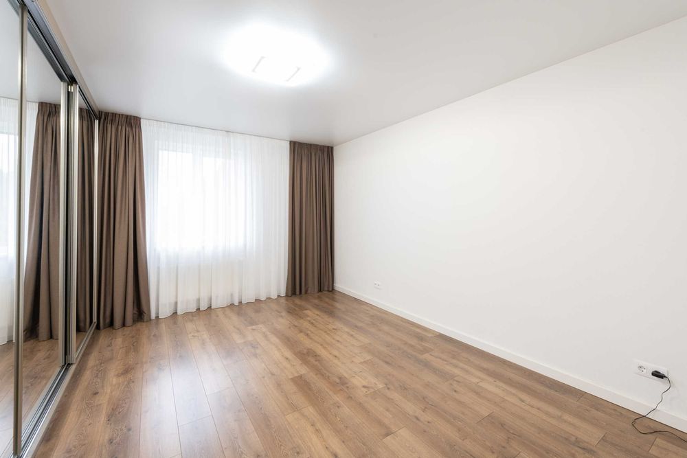 продаж будинку Козин 190 кв.м + 90 кв.м мансарда