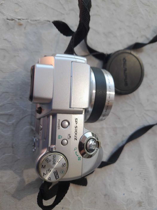 maquina de foto e video olympus em otimo estado.
