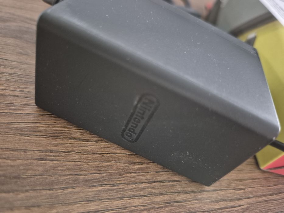 Adaptador AC Oficial da Nintendo Switch