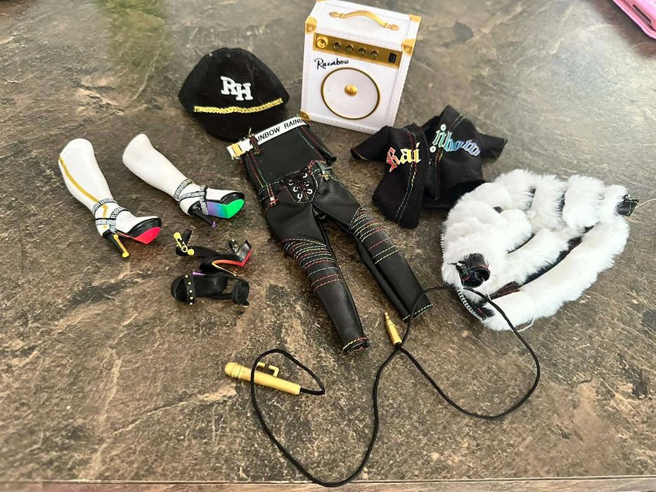 zestaw ubranek dla lalki rainbow high rockstar lyrik lucas