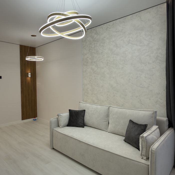 Продам свою квартиру в 65 Жемчужине 12 эт. 60 кв.м. Вид на ипподром.