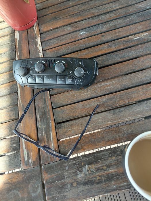 Dzień dobry mam do sprzedania panel klimatyzacji Mercedes W203