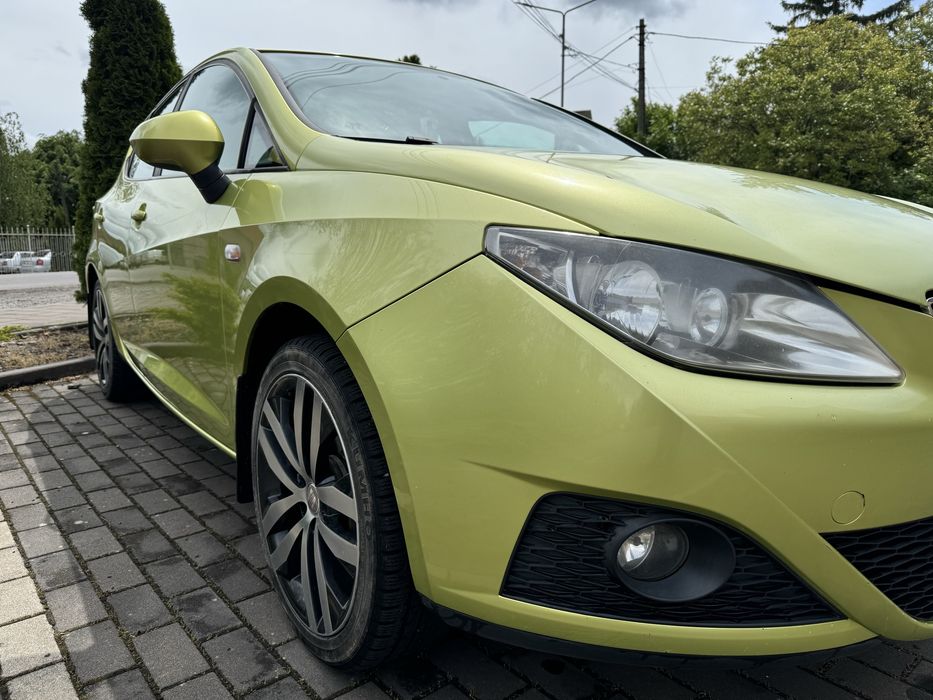Продам Seat Ibiza  автомат