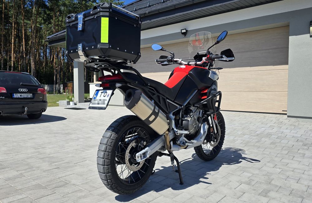 Aprilia Tuareg 660