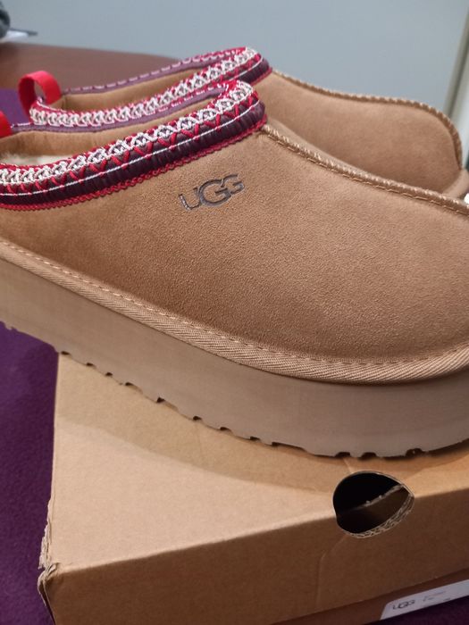 Buty  Ugg  rozm. 40, nowe w opakowaniu