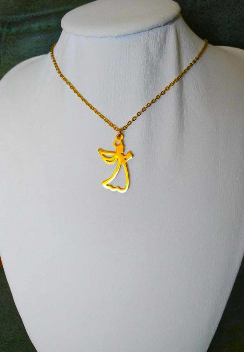 Colar Aço Dourado c/ Anjo de Lado NOVO