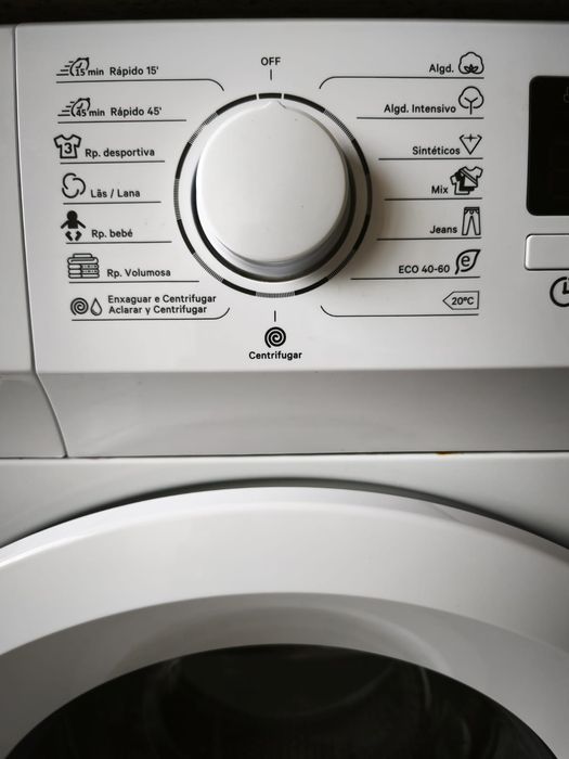 Máquina de Lavar Roupa Kunft 7 Kg 1400rpm
