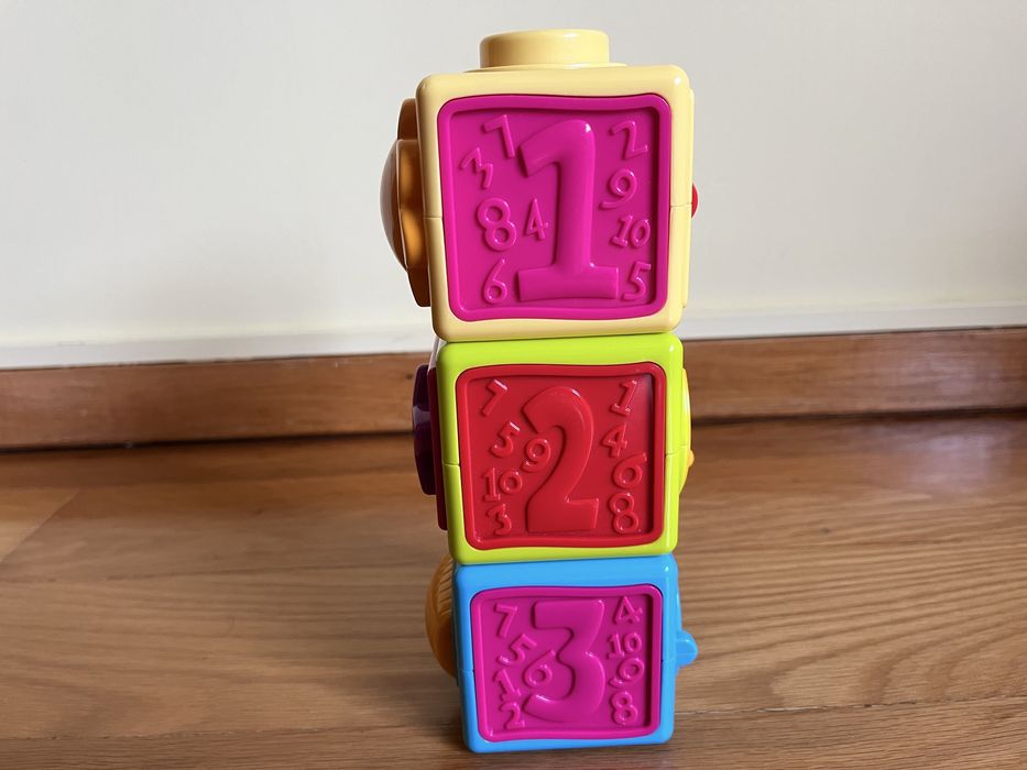 Conjunto de blocos para empilhar