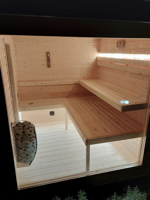 Sauna Zewnętrzna Nowoczesna z Przedsionkiem