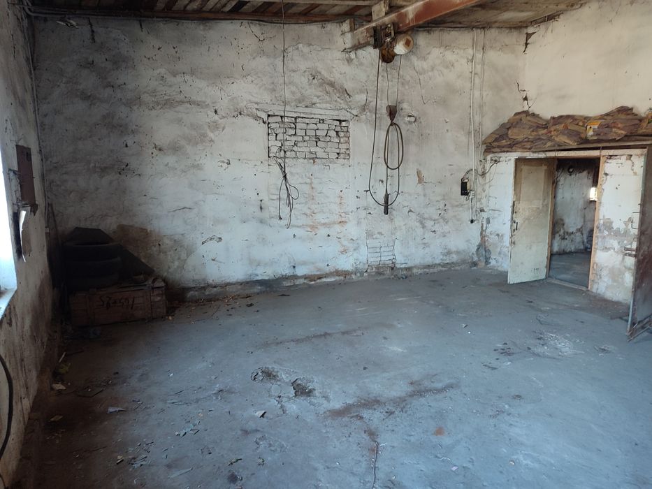 Оренда - складські приміщення, м Самар (280кв м)