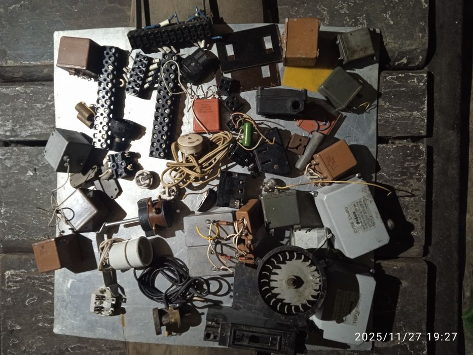 Електричний трансформатор