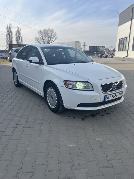 Volvo S40 2011р.в 2.0 газ/бензин автомат