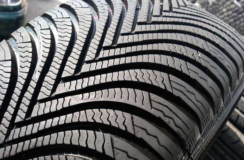Гума б/в 225/45 R17 Шини з Європи склад гарантія шиномонтаж