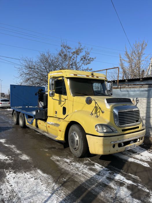 Кран манипулятор эвакуатор с лебедкой