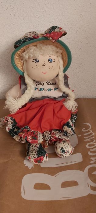Bonequinha artesanal