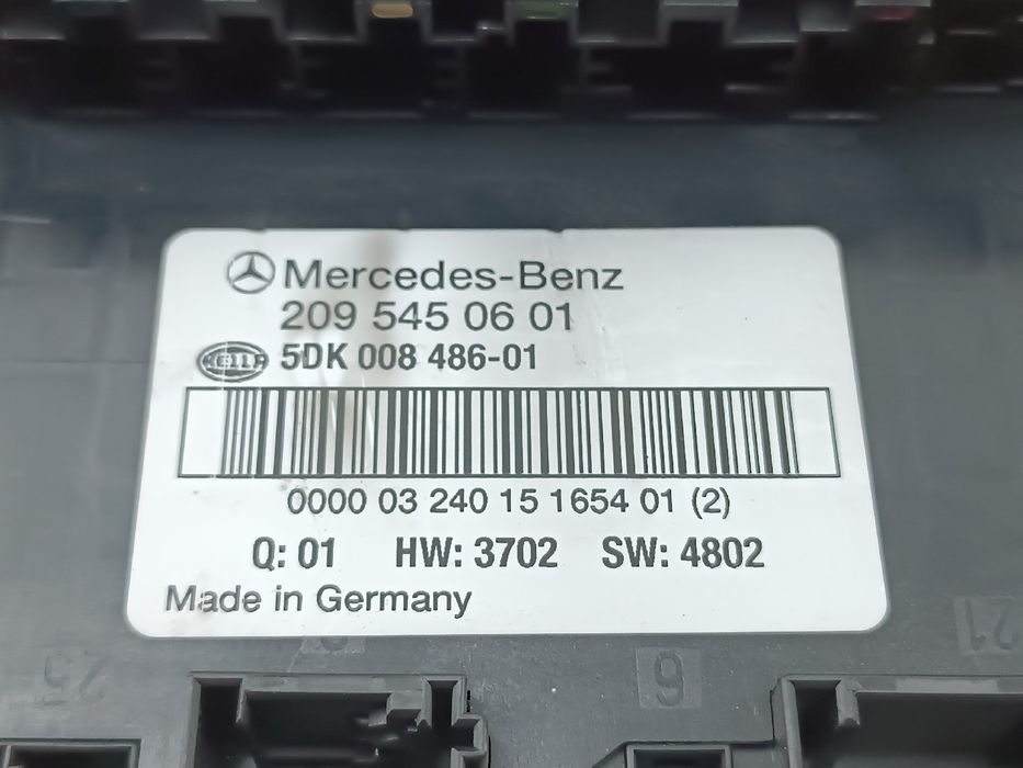 Caixa de fusíveis e relés - MERCEDES-BENZ CLK (C209) | 02 - 10