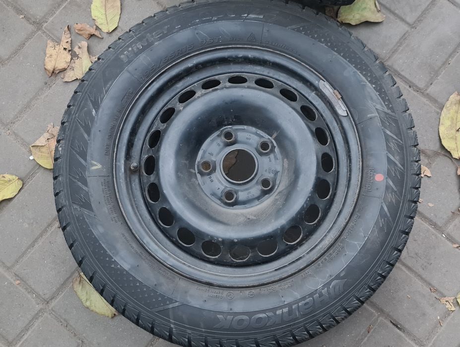 Комплект зимней резины Michelin X-Ice Snow 195/65 R15