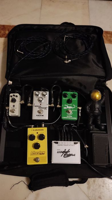 Set Pedais - Overdrive/Chorus/Booster/WahWah/Compressor/Fonte+ Cabos Fender/Board + Bag