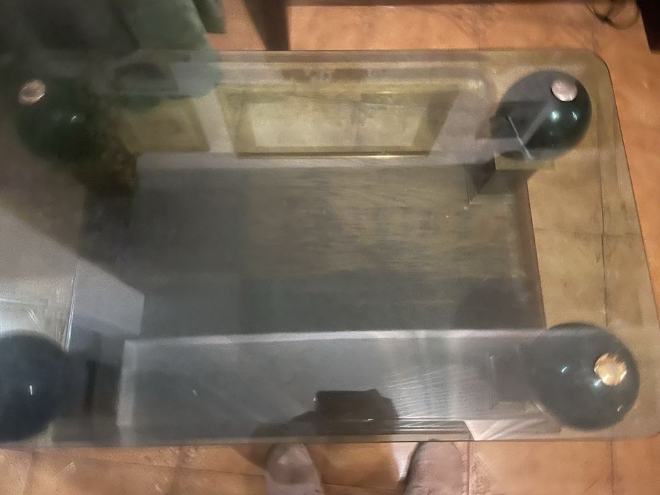 Mesa de centro em madeira - vidro