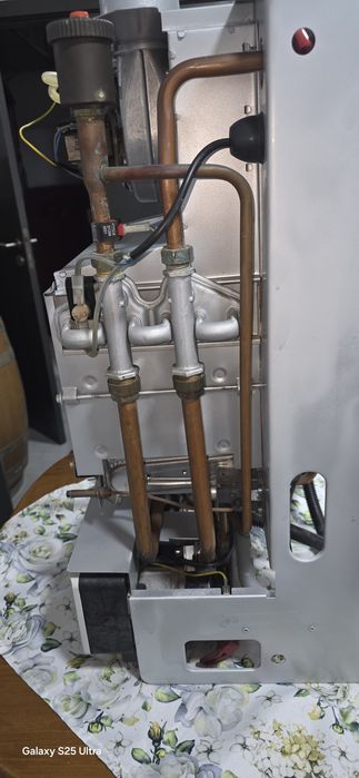 Caldeira roca ventilada