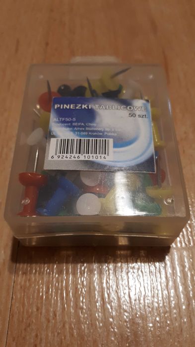 Pinezki tablicowe - 50 sztuk, różne kolory