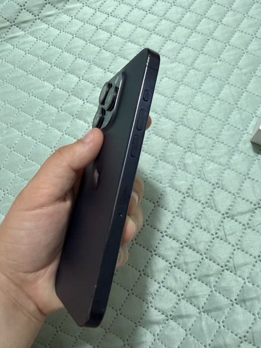 Iphone 15 pro azul