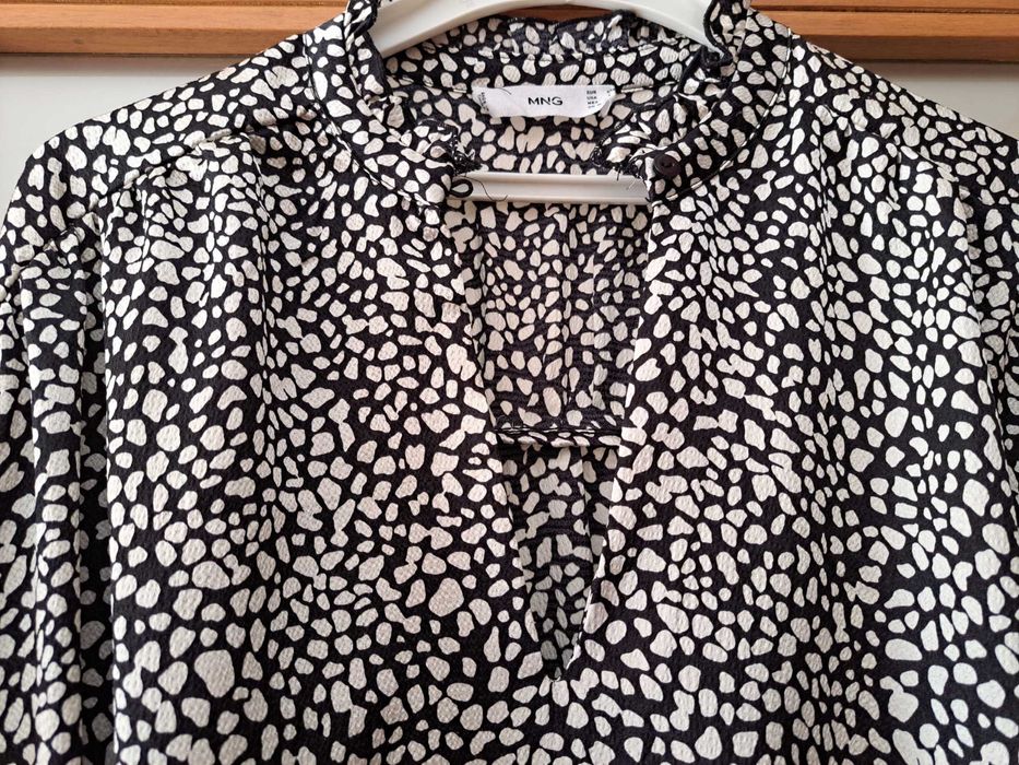 Vestido comprido preto e branco