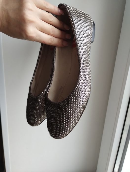 Балетки нарядні. Туфлі на низькому ходу