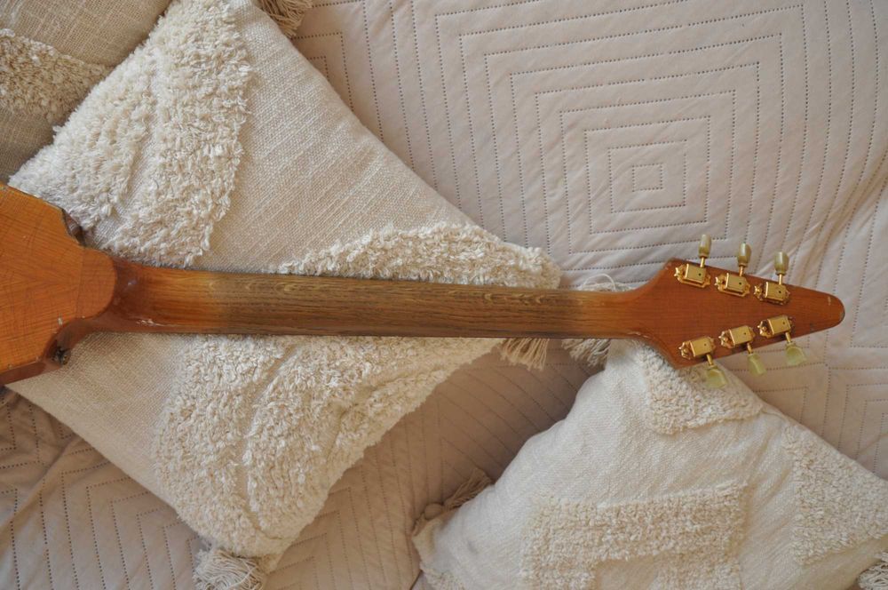 SKG Korina 58 Flying V Gibson