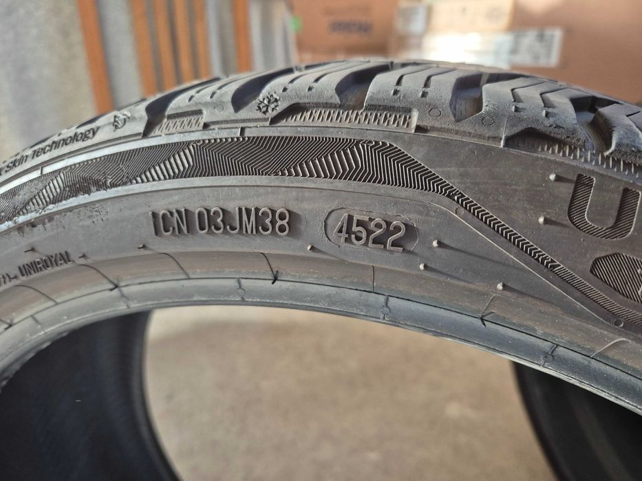 Pneus 205 40 R18 Pilot Sport 4, Uniroyal All Season Expert e Maxxis Premitra