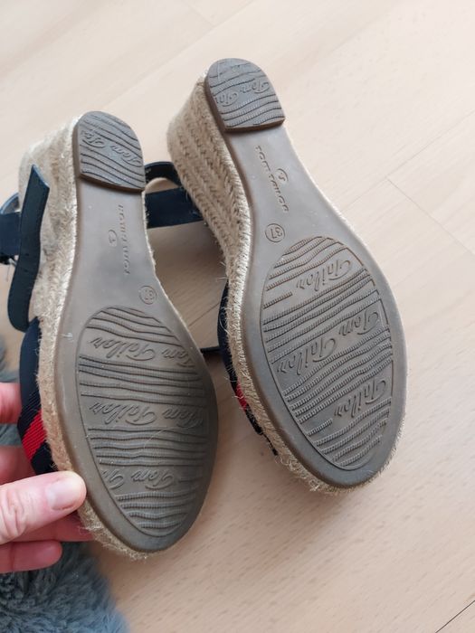 Sandały  buty tom tailor 37 mały koturn