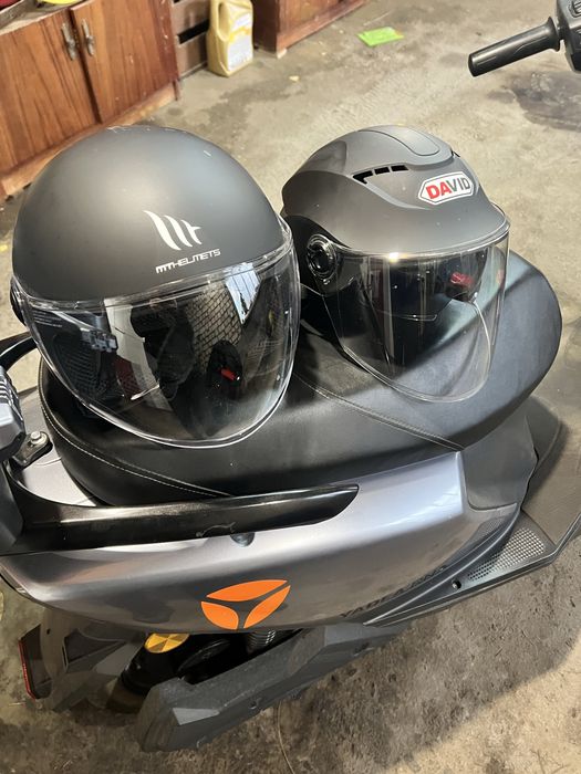 Продам електроскутер Yadea RN.