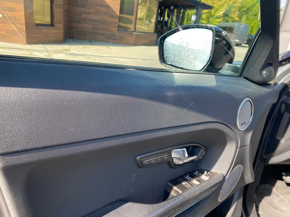 Продам автомобіль Land Rover Range Rover Evoque