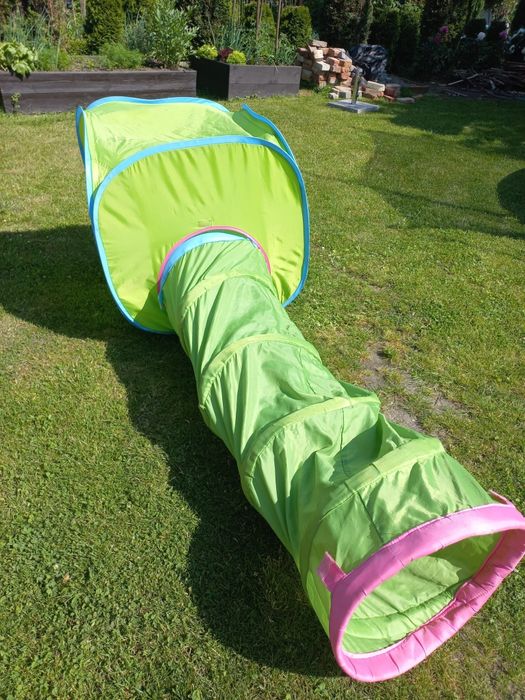 Namiot z tunelem dla dzieci