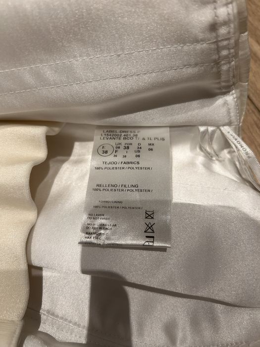 Suknia Ślubna San Patrick Pronovias Group  model Levande R. 36/38