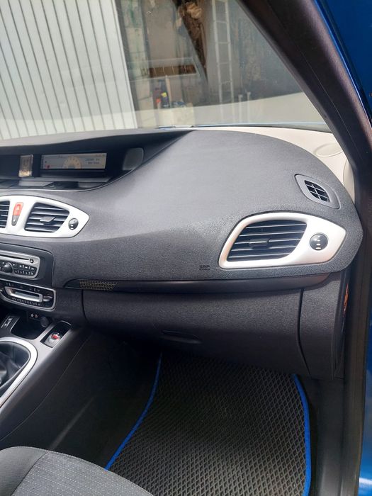 Renault Megane Scenic