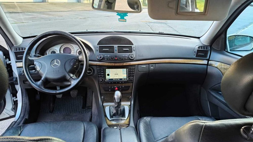 Mercedes Benz Class e 220