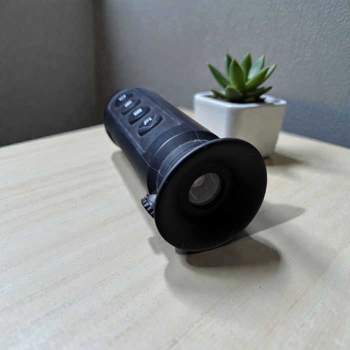 Тепловізійний монокуляр - HikMicro LYNX Pro LH10